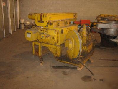 Robbins & meyers 2 ton electric hoist model BH3
