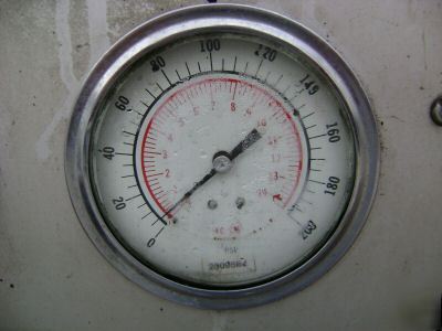 Good gardner-denver electra-screw air compressor it-109