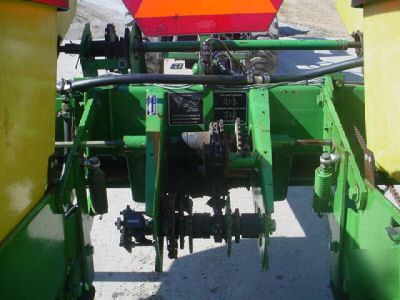 John deere 4 row planter , 7000 model , food plots